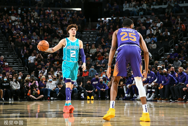 刘晗面对强 刘晗面对强