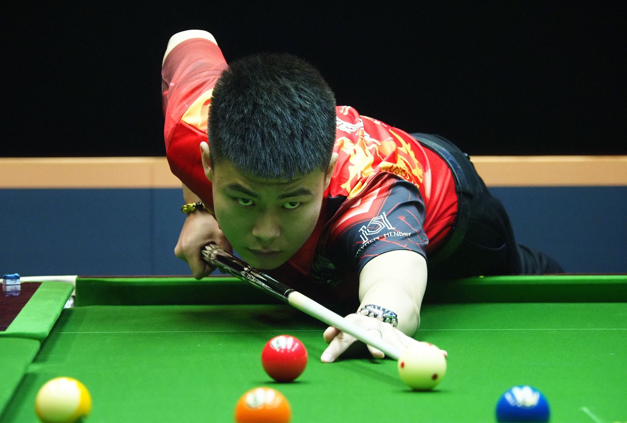 牵制的双重 牵制的双重